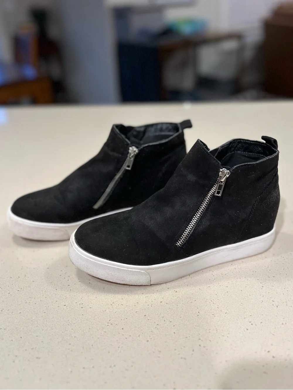 Soda Black Suede Platform Sneaker Booties with Silver Zippers Women's Size 9
